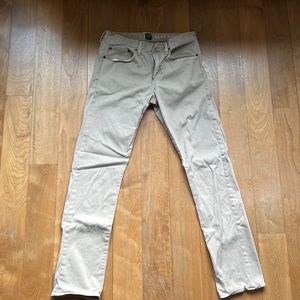 Gap Denim soft wear khakis 30x32